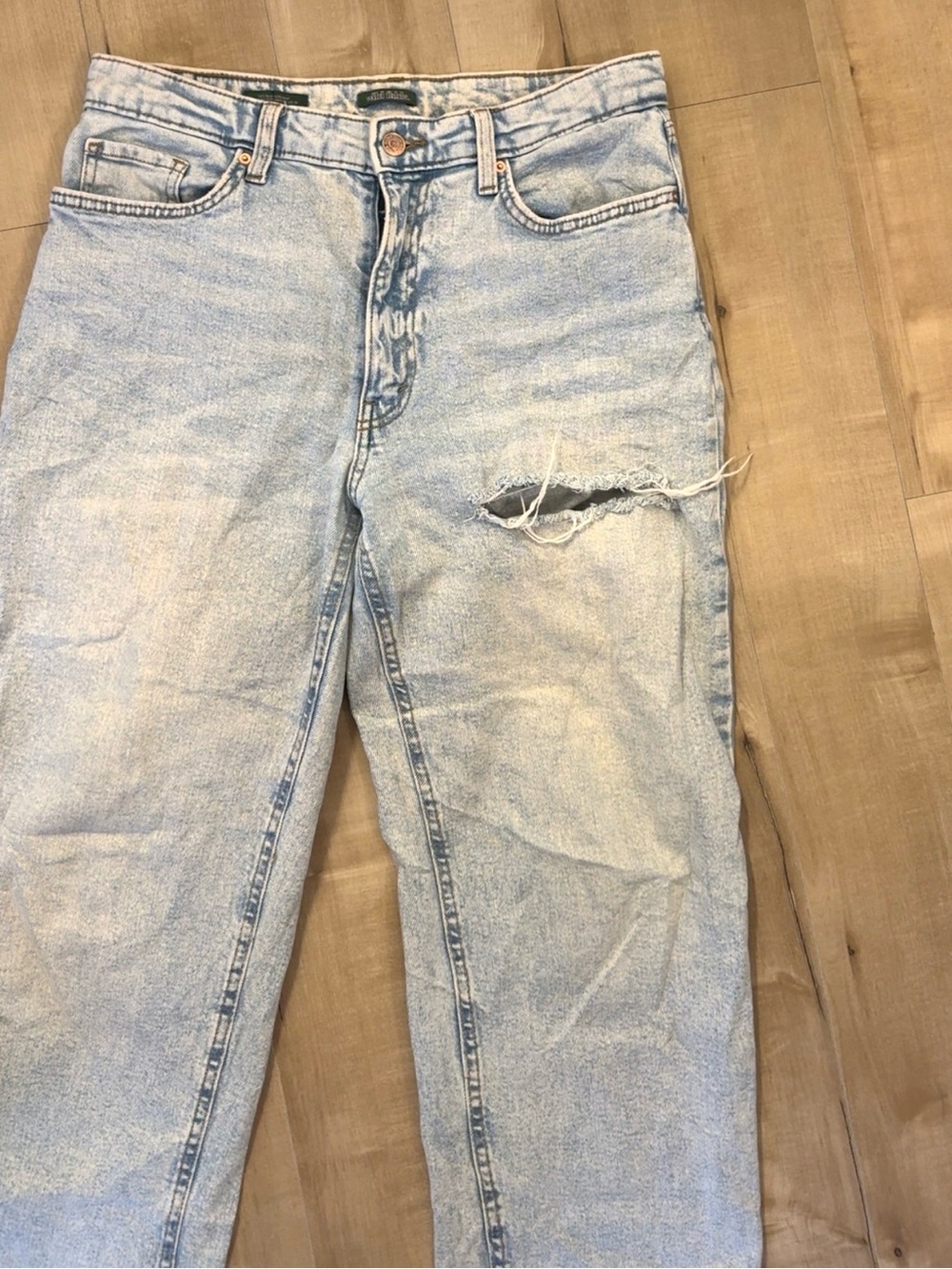 90’s RELAXED STRAIGHT JEAN WILD FABLE DENIM SIZE 10